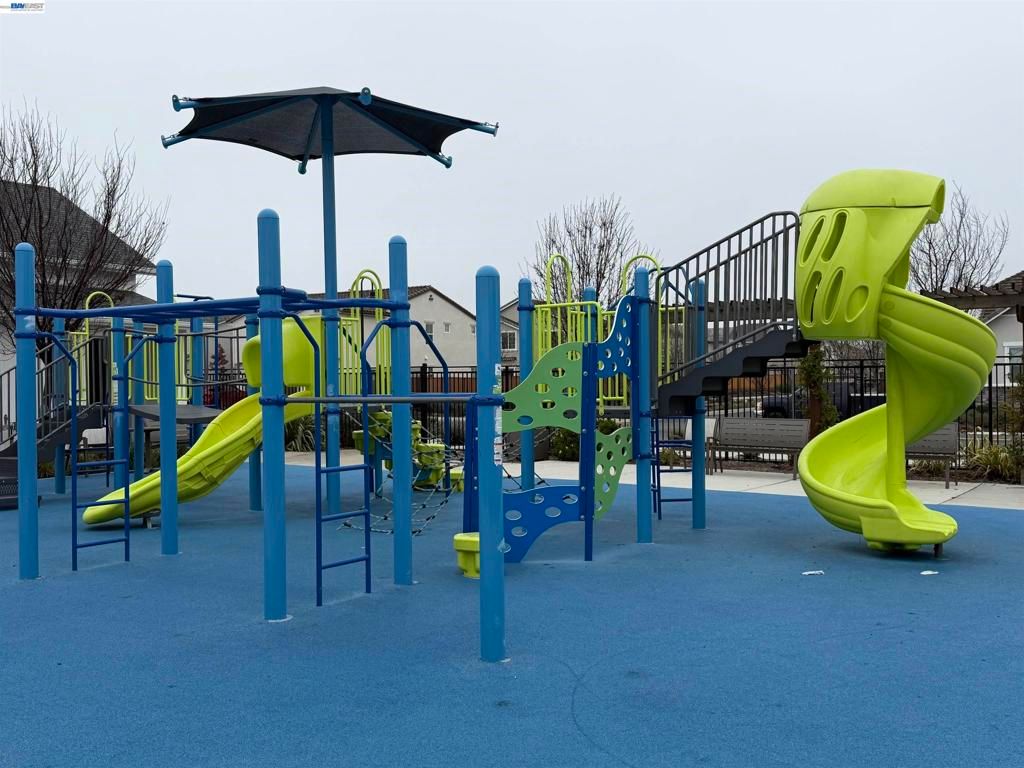 Image 25 of property listing at 5390 Shenandoah Valley Ln, Antioch, CA 94531