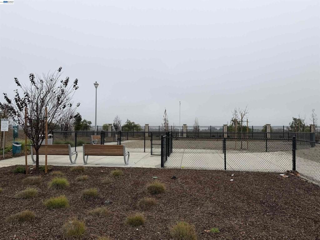 Image 27 of property listing at 5390 Shenandoah Valley Ln, Antioch, CA 94531