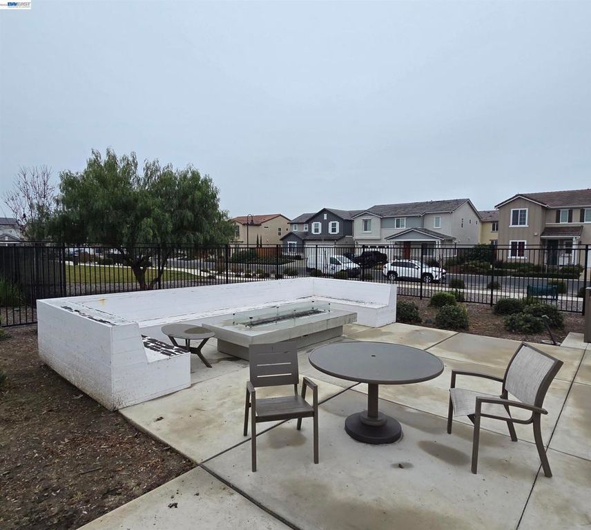 Image 36 of property listing at 5390 Shenandoah Valley Ln, Antioch, CA 94531