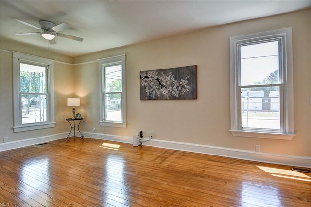 2103 Roanoke AVE, Newport News, VA 23607
