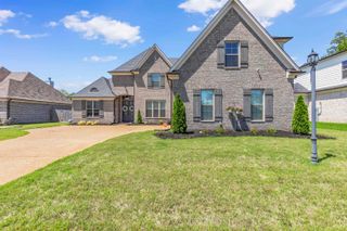 9730 WOODLAND FOX LN N, Cordova, TN 38018
