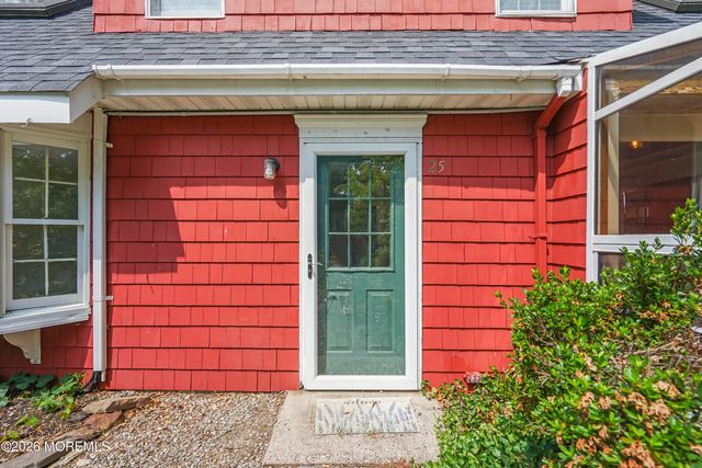 25 Park Avenue, Island Heights, NJ 08732