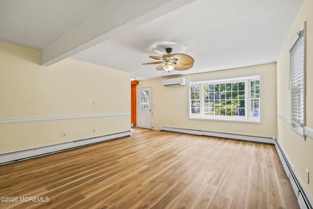 25 Park Avenue, Island Heights, NJ 08732