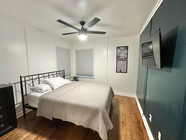 1077 S PERKINS RD, Memphis, TN 38117