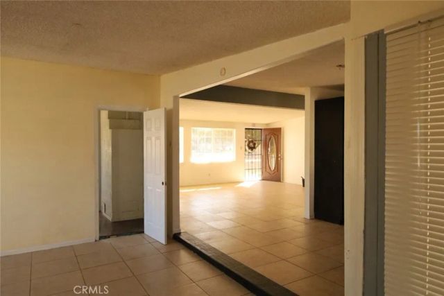 7704 Alston Avenue, Hesperia, CA 92345