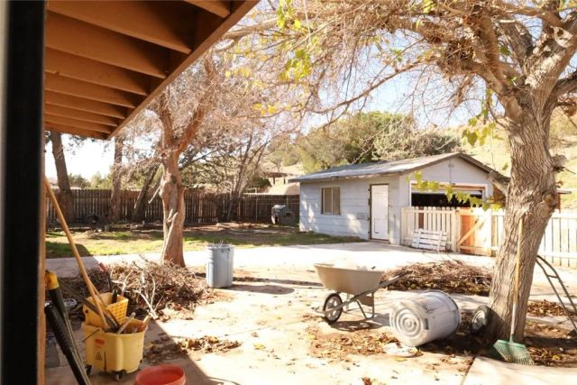 7704 Alston Avenue, Hesperia, CA 92345