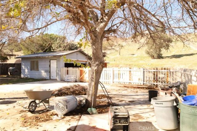 7704 Alston Avenue, Hesperia, CA 92345