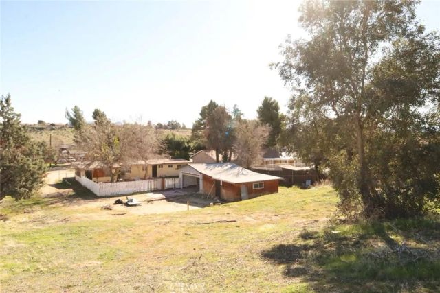 7704 Alston Avenue, Hesperia, CA 92345