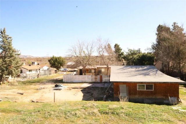 7704 Alston Avenue, Hesperia, CA 92345