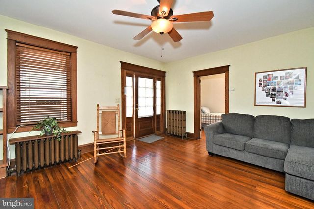 128 OAKDALE AVE, Eagleville, PA 19403