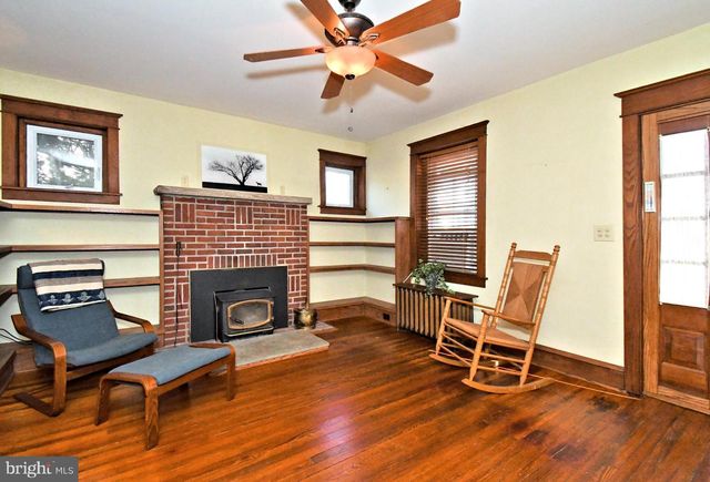 128 OAKDALE AVE, Eagleville, PA 19403