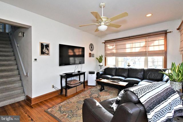 128 OAKDALE AVE, Eagleville, PA 19403