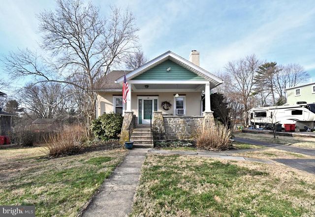 128 OAKDALE AVE, Eagleville, PA 19403