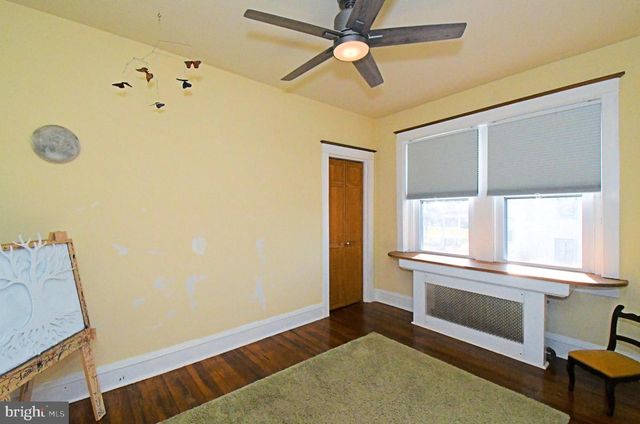 128 OAKDALE AVE, Eagleville, PA 19403