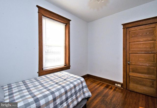 128 OAKDALE AVE, Eagleville, PA 19403