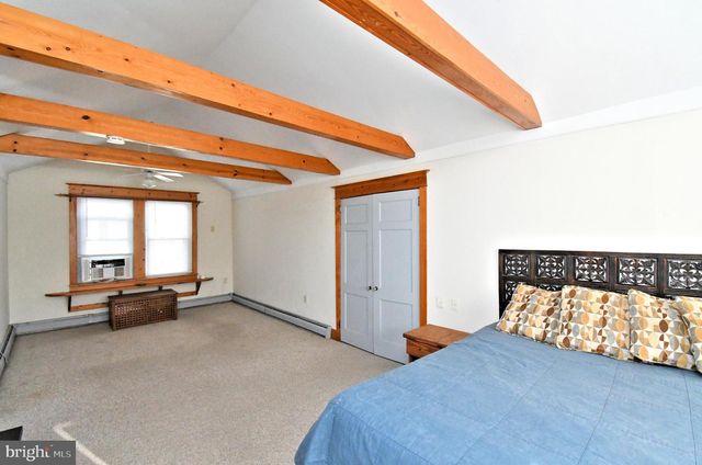 128 OAKDALE AVE, Eagleville, PA 19403