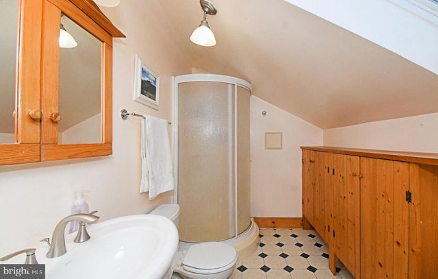 128 OAKDALE AVE, Eagleville, PA 19403