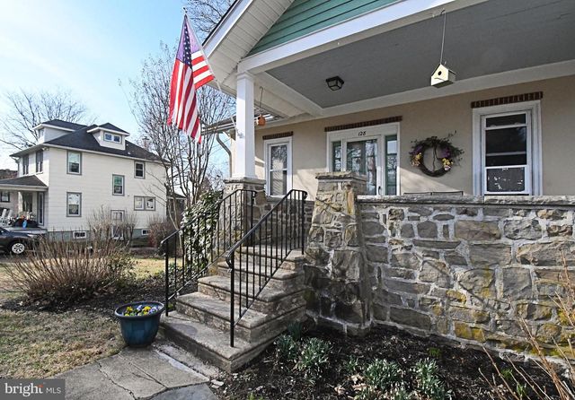 128 OAKDALE AVE, Eagleville, PA 19403