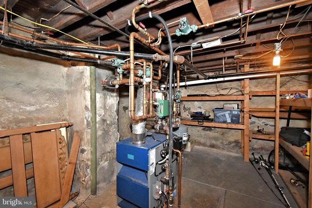 128 OAKDALE AVE, Eagleville, PA 19403