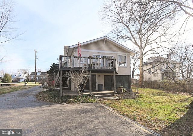 128 OAKDALE AVE, Eagleville, PA 19403