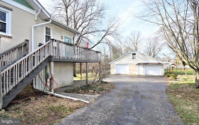 128 OAKDALE AVE, Eagleville, PA 19403