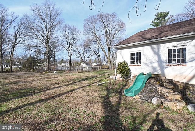 128 OAKDALE AVE, Eagleville, PA 19403