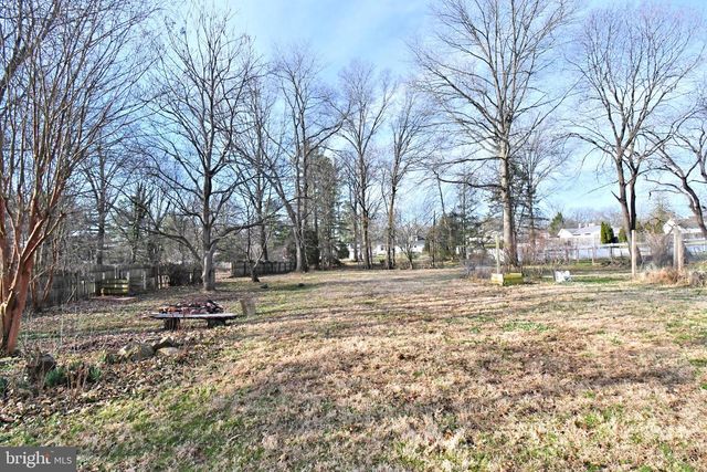 128 OAKDALE AVE, Eagleville, PA 19403