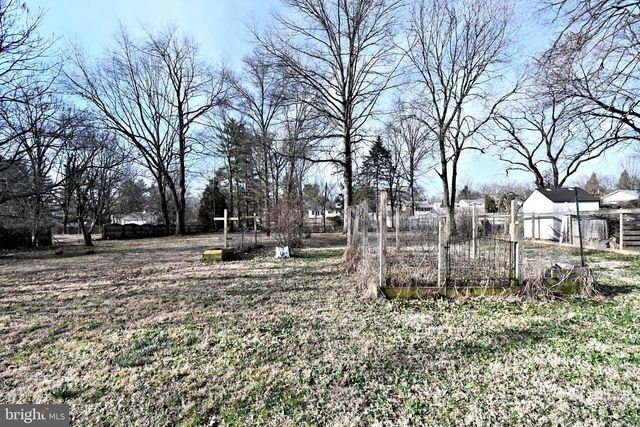 128 OAKDALE AVE, Eagleville, PA 19403