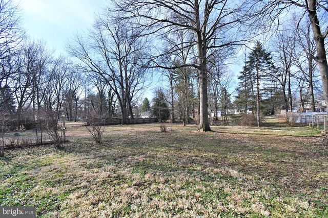 128 OAKDALE AVE, Eagleville, PA 19403