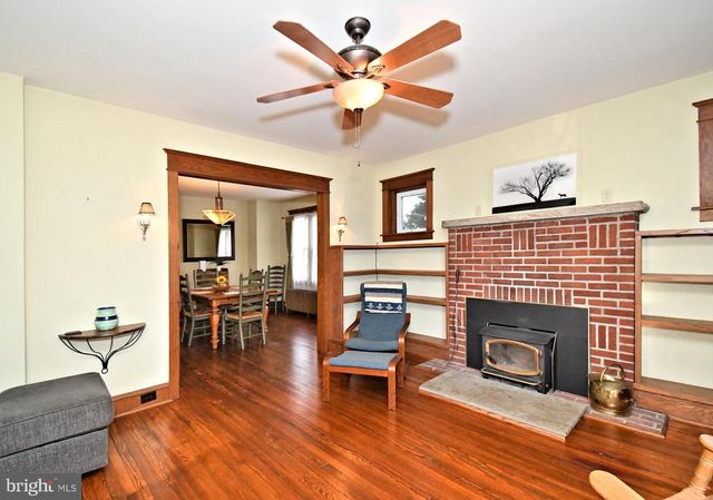 128 OAKDALE AVE, Eagleville, PA 19403