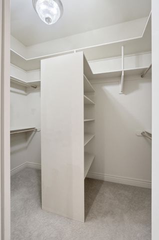 2135 SE Cottonwood Circle, Visalia, CA 93277