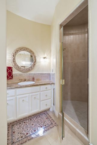 2135 SE Cottonwood Circle, Visalia, CA 93277