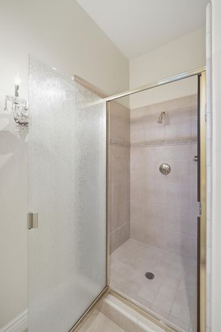 2135 SE Cottonwood Circle, Visalia, CA 93277