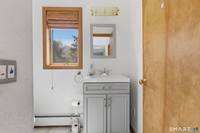 13 Copper Knoll Lane, Cromwell, CT 06416
