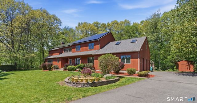 13 Copper Knoll Lane, Cromwell, CT 06416