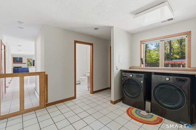 13 Copper Knoll Lane, Cromwell, CT 06416