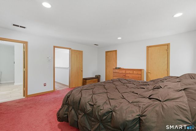 13 Copper Knoll Lane, Cromwell, CT 06416