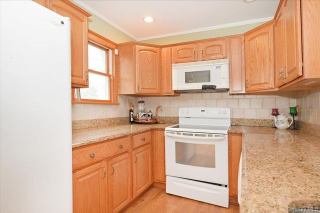 20 Willow Drive, Massapequa Park, NY 11762