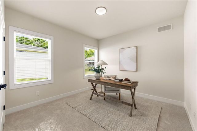 2226 SW Heartland Court, Lee's Summit, MO 64082