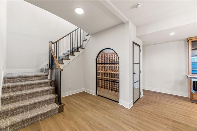 2226 SW Heartland Court, Lee's Summit, MO 64082