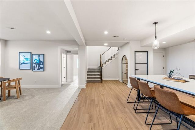 2226 SW Heartland Court, Lee's Summit, MO 64082