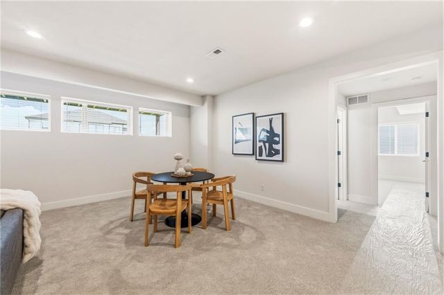 2226 SW Heartland Court, Lee's Summit, MO 64082