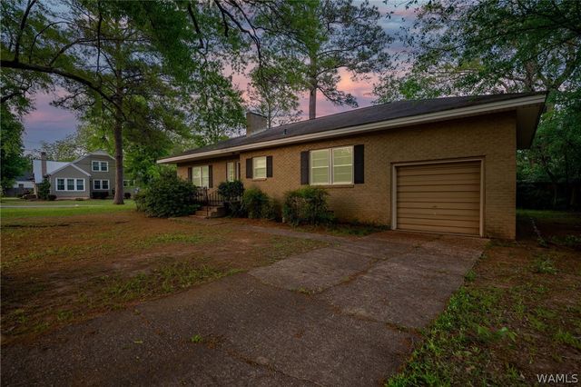 2105 22nd, Northport, AL 35476