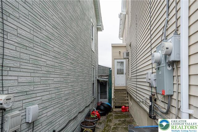 415 Hazle Street, Tamaqua Boro, PA 18252