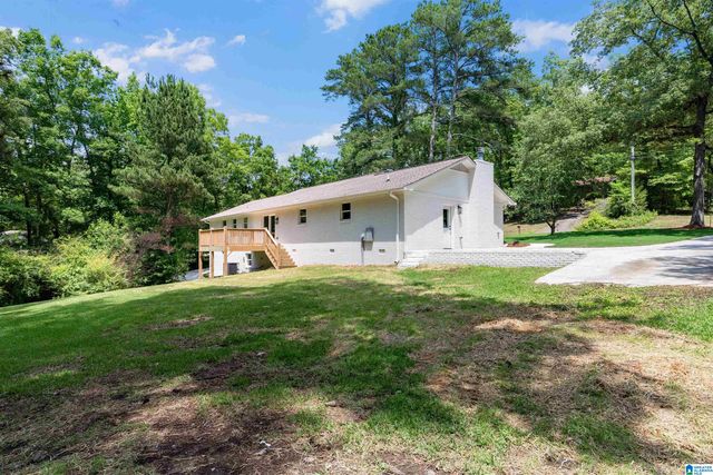 827 8TH CIRCLE N, Pell City, AL 35125
