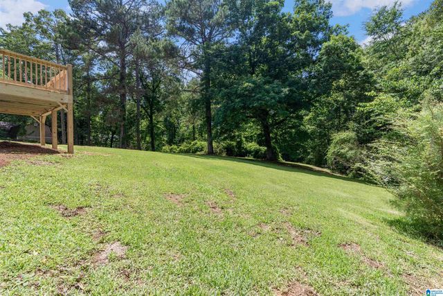 827 8TH CIRCLE N, Pell City, AL 35125