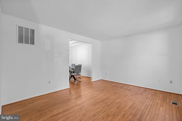 8676 CONCORD, Jessup, MD 20794