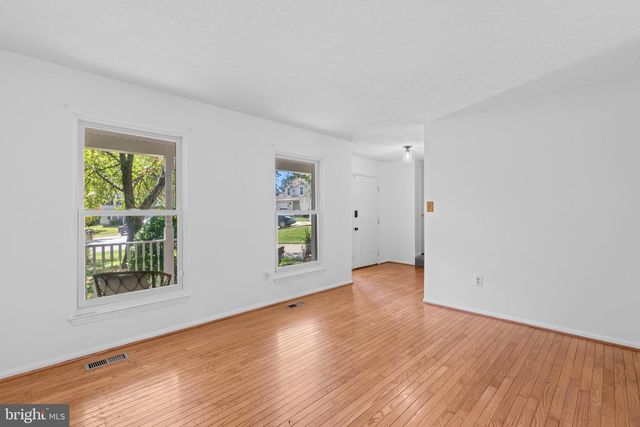 8676 CONCORD, Jessup, MD 20794