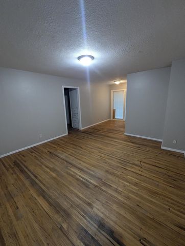 1701 S Erie St, Wichita, KS 67211