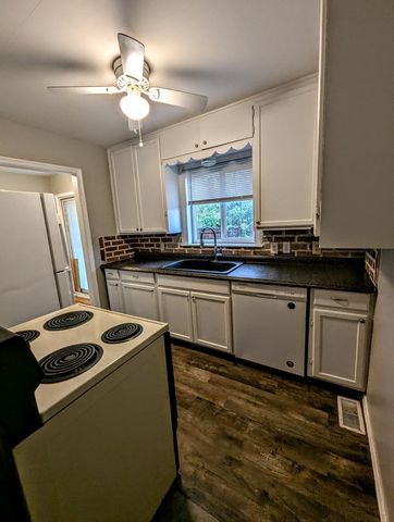 1701 S Erie St, Wichita, KS 67211